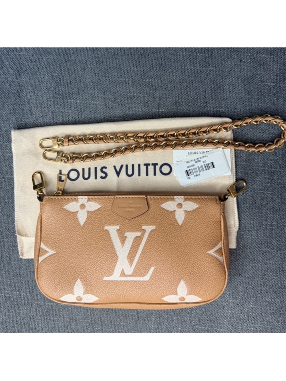 Louis Vuitton pochette accessoires SMALL monogram bicolor